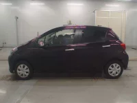 Toyota VITZ лот № 30029 оценка 2  с аукциона в Японии 3