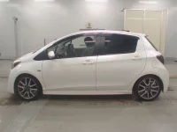 Toyota VITZ лот № 30038 оценка 3  с аукциона в Японии 3