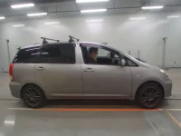 Toyota WISH лот № 30074 оценка 3.5  с аукциона в Японии 2