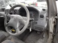 Nissan CARAVAN VAN лот № 10123 оценка R  с аукциона в Японии 6