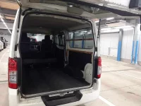 Nissan CARAVAN VAN лот № 30075 оценка 3  с аукциона в Японии 8
