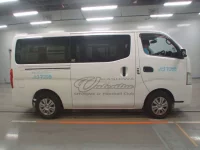 Nissan CARAVAN VAN лот № 30075 оценка 3  с аукциона в Японии 2