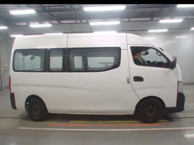 Nissan CARAVAN VAN  с аукциона в Японии