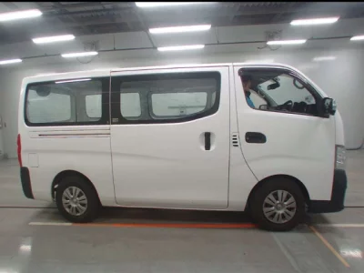 Nissan CARAVAN VAN