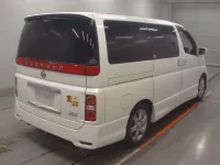 Nissan ELGRAND лот № 10016 оценка 3.5  с аукциона в Японии 1