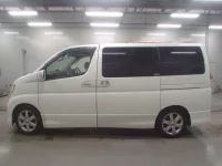 Nissan ELGRAND лот № 10016 оценка 3.5  с аукциона в Японии 3