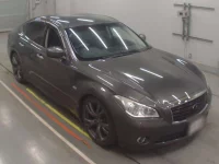 Nissan FUGA лот № 30124 оценка 3.5  с аукциона в Японии 4