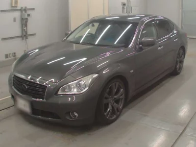 Nissan FUGA  с аукциона в Японии