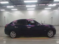 Nissan FUGA лот № 36021 оценка 4.5  с аукциона в Японии 2