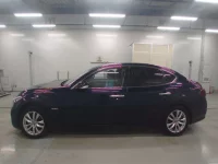 Nissan FUGA лот № 36021 оценка 4.5  с аукциона в Японии 3