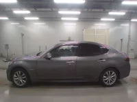 Nissan FUGA лот № 90032 оценка 3  с аукциона в Японии 3