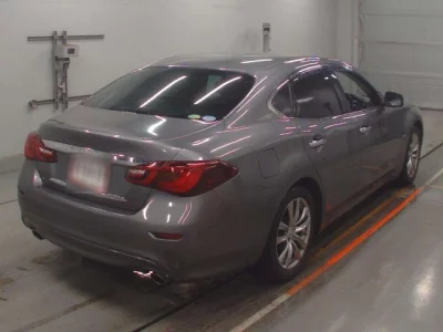 Nissan FUGA  с аукциона в Японии