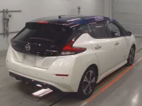 Nissan LEAF лот № 30042 оценка 4.5  с аукциона в Японии 1