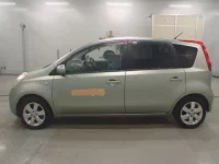 Nissan NOTE лот № 10049 оценка 3.5  с аукциона в Японии 3