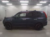 Nissan X-TRAIL лот № 30194 оценка 4  с аукциона в Японии 3