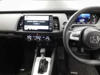 Honda FIT лот № 30137 оценка 4.5  с аукциона в Японии 8