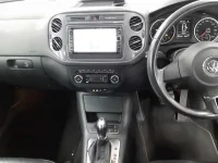 Volkswagen TIGUAN лот № 38031 оценка 4  с аукциона в Японии 8