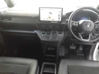 Honda STEP WAGON лот № 30030 оценка 6  с аукциона в Японии 8