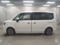 Honda STEP WAGON лот № 30030 оценка 6  с аукциона в Японии 3