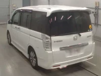 Honda STEP WAGON лот № 30062 оценка 3.5  с аукциона в Японии 5