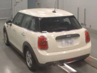 BMW MINI лот № 38007 оценка 4.5  с аукциона в Японии 5