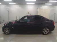 BMW 3-Series лот № 38011 оценка 4  с аукциона в Японии 3
