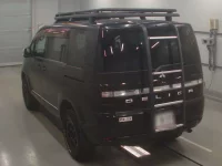 Mitsubishi DELICA D5 лот № 30185 оценка 3.5  с аукциона в Японии 5
