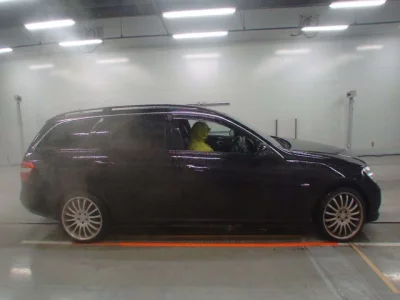 Mercedes-Benz E CLASS WAGON