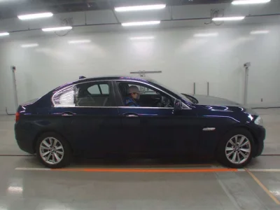 BMW 5-Series  с аукциона в Японии
