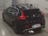 Volvo V40 лот № 38047 оценка RA  с аукциона в Японии 5
