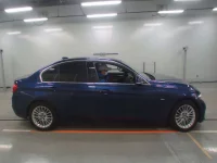 BMW 3-Series лот № 38017 оценка 4  с аукциона в Японии 2