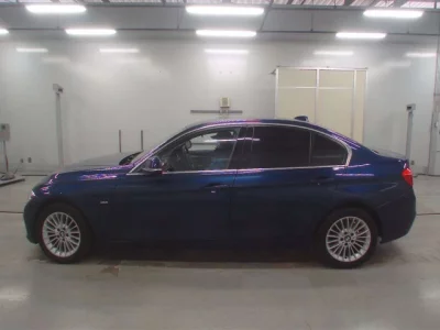 BMW 3-Series  с аукциона в Японии
