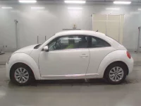 Volkswagen THE BEETLE лот № 38004 оценка 3.5  с аукциона в Японии 3