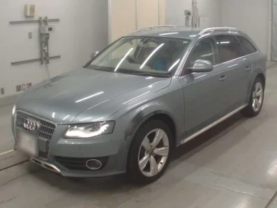 Audi A4  с аукциона в Японии