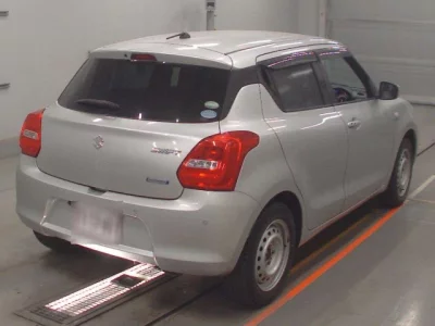 Suzuki SWIFT  с аукциона в Японии