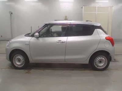 Suzuki SWIFT  с аукциона в Японии