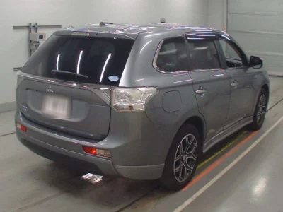 Mitsubishi OUTLANDER PHEV