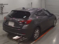 Mazda AXELA лот № 30016 оценка 4.5  с аукциона в Японии 1