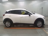 Mazda CX-3 лот № 30006 оценка 5  с аукциона в Японии 2