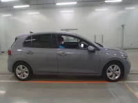 Volkswagen GOLF лот № 38077 оценка 4  с аукциона в Японии 2