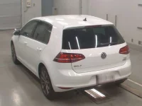 Volkswagen GOLF лот № 38078 оценка 4  с аукциона в Японии 5