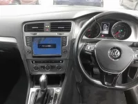Volkswagen GOLF лот № 38078 оценка 4  с аукциона в Японии 8