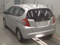 Honda FIT лот № 30348 оценка 3.5  с аукциона в Японии 5