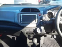 Honda FIT лот № 30348 оценка 3.5  с аукциона в Японии 8