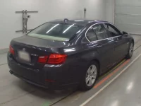 BMW 5-Series лот № 10176 оценка 4  с аукциона в Японии 1