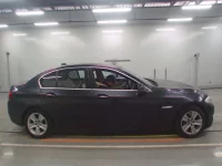 BMW 5-Series лот № 10176 оценка 4  с аукциона в Японии 2