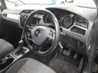Volkswagen GOLF TOURAN лот № 38105 оценка 4  с аукциона в Японии 6
