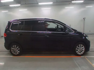 Volkswagen GOLF TOURAN