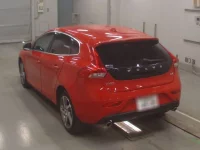 Volvo V40 лот № 38085 оценка 4.5  с аукциона в Японии 5