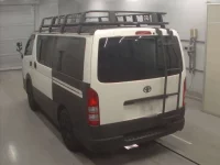 Toyota HIACE VAN лот № 30259 оценка 3  с аукциона в Японии 5